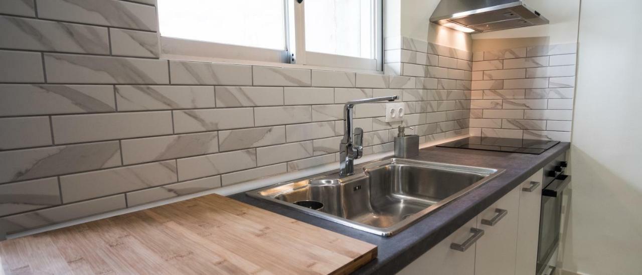Comfy Apartment Of 104 M² Near Metro! Athen Exterior foto